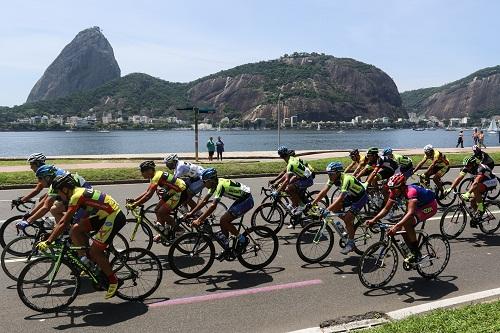 Domingo de festa na Enseada de Botafogo que recebeu número recorde de participantes. Vencedor da etapa de Paraty é convidado para ir para Argentina / Foto: Fernando Maia